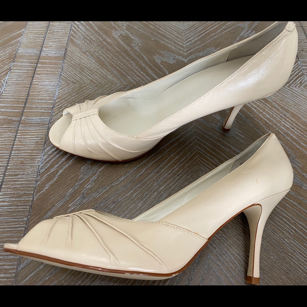 Preview International Cream Pumps